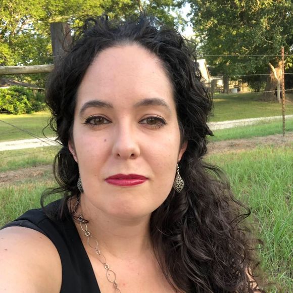 Meet your Posher, Ashley - Picture 1 of 1